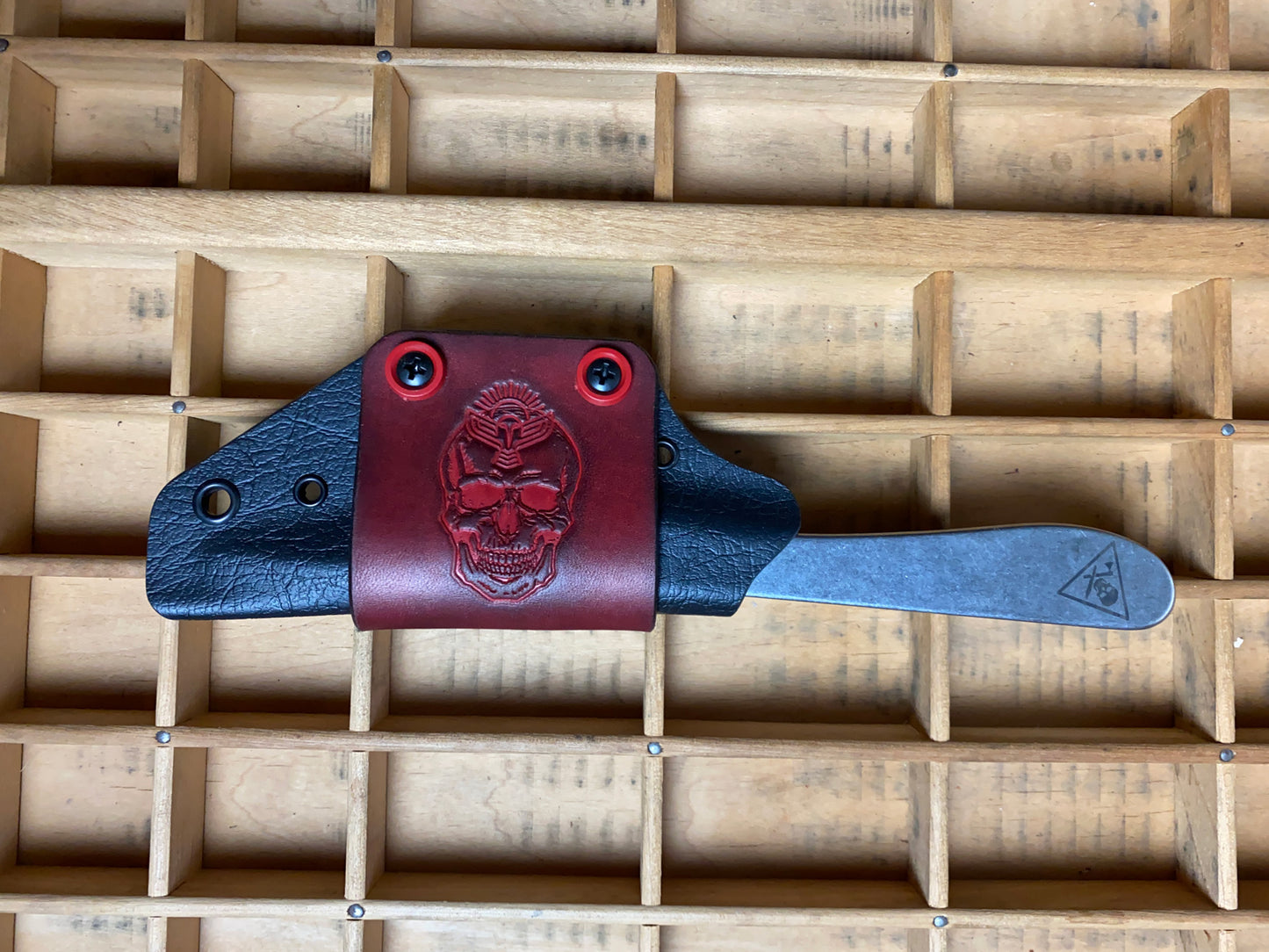 Taco Kydex Sheath - 8.5" of Danger Dashi - Wide belt loop